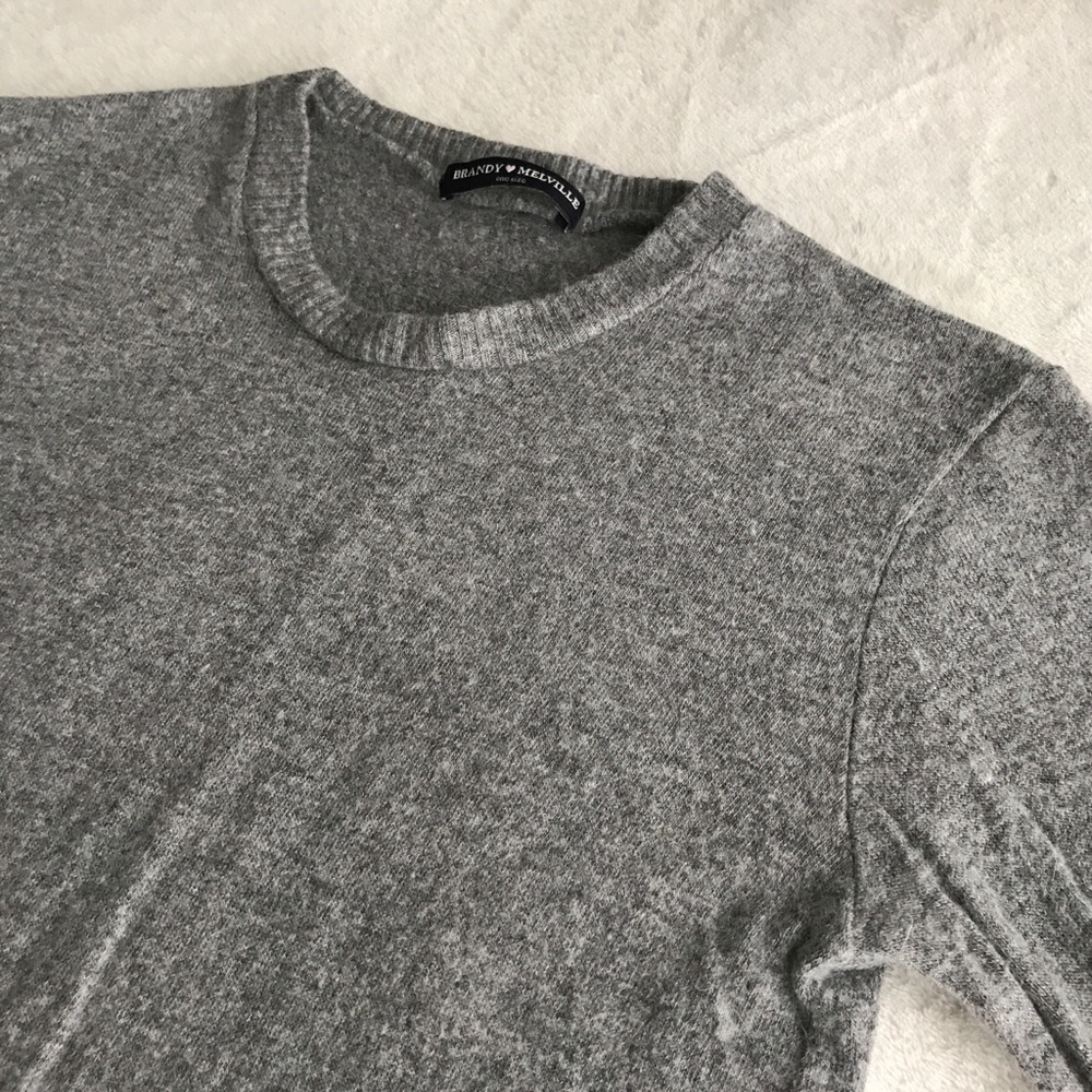 gray brandy melville sweater